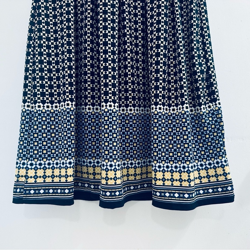 Max Studio NWT Geometric Sheath Midi Dress, Women’s Size Small, Pleated Skirt - Picture 6 of 16